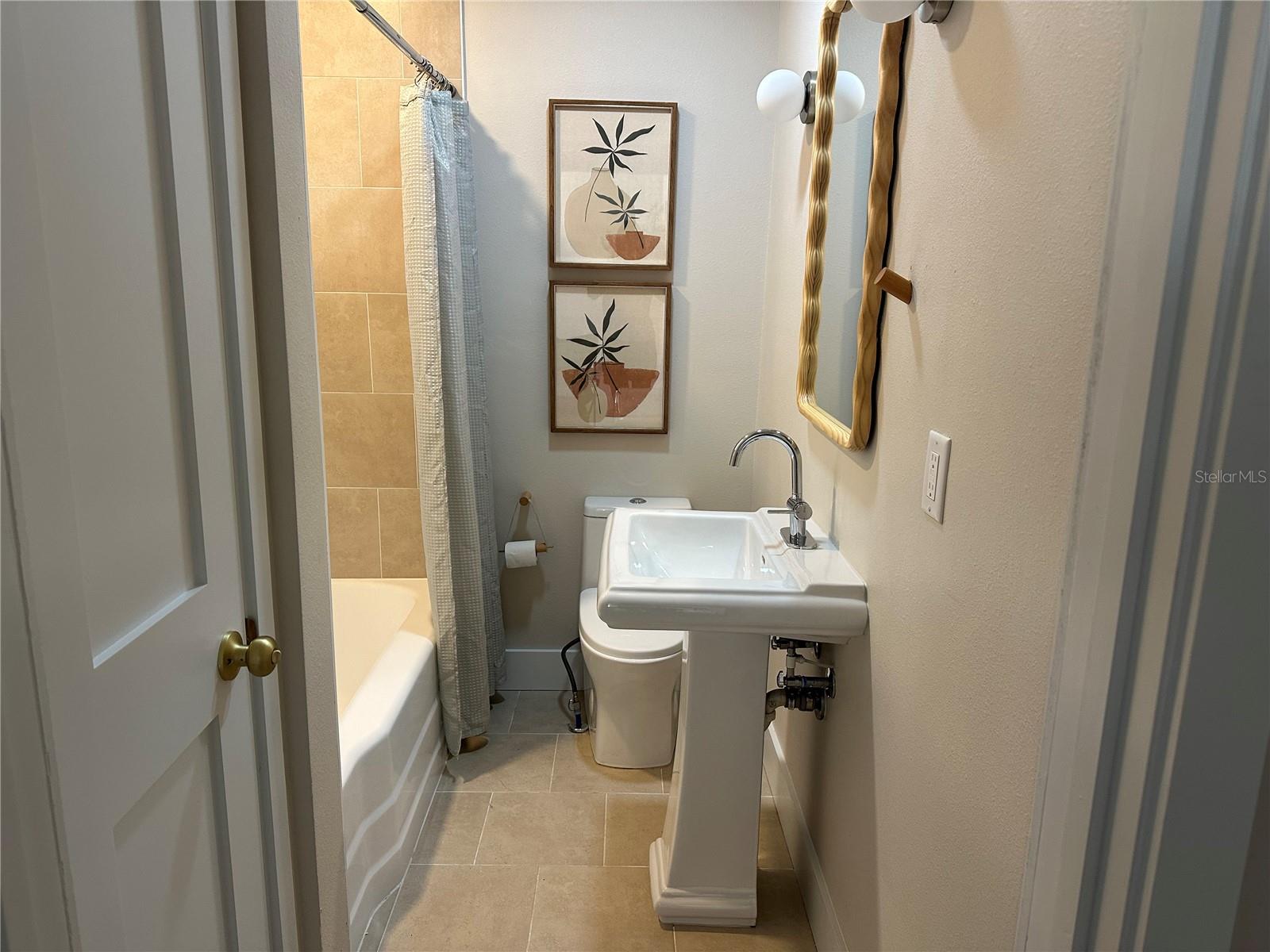 WINIFRED PARK - Residential