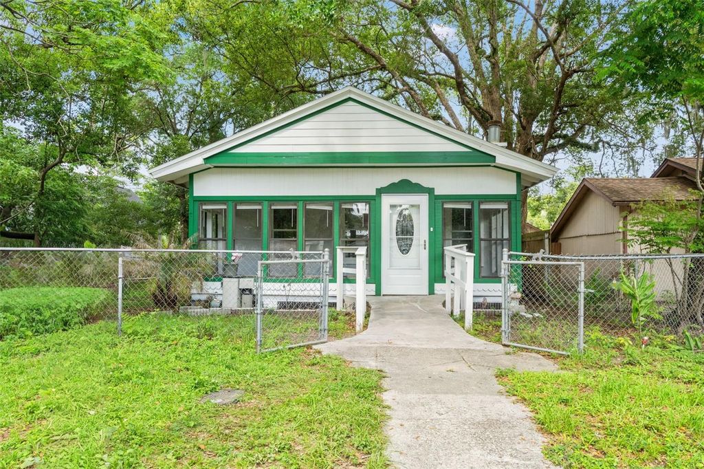 Photo of 5518 11th Street, Zephyrhills, FL 33542 (MLS # W7886214)
