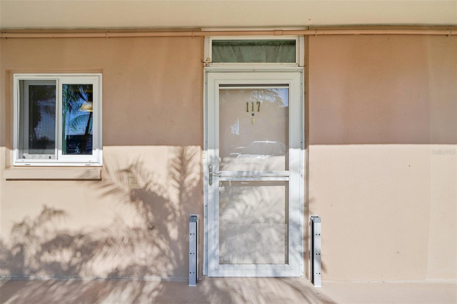 SHORE CREST BLDG - Residential