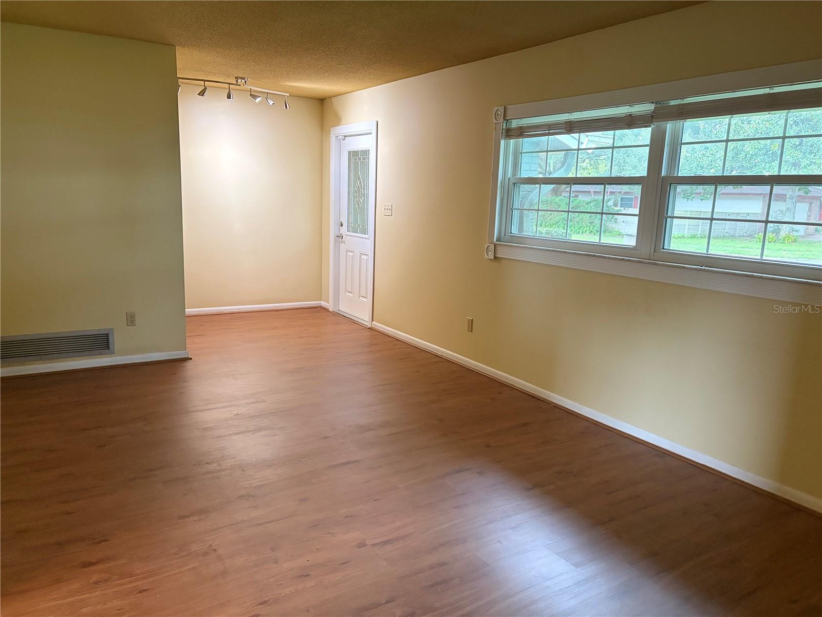 EASTBROOK SUB UNIT 09 - Residential