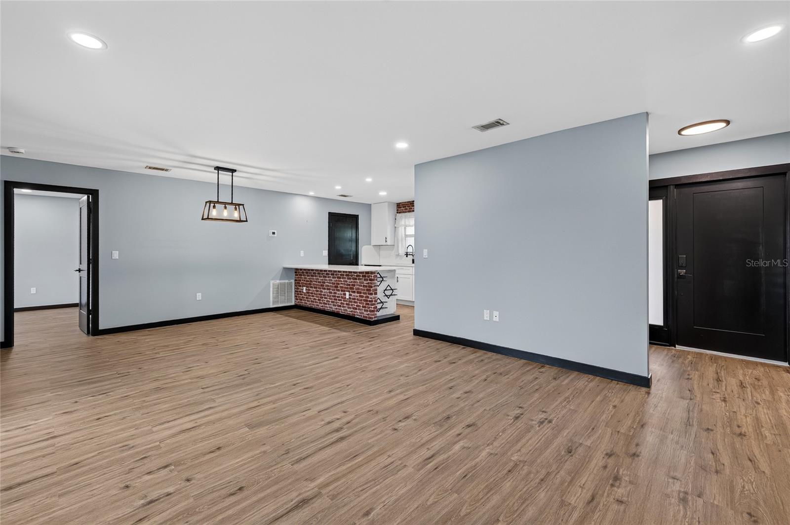 27072 HILLSHIRE LANE