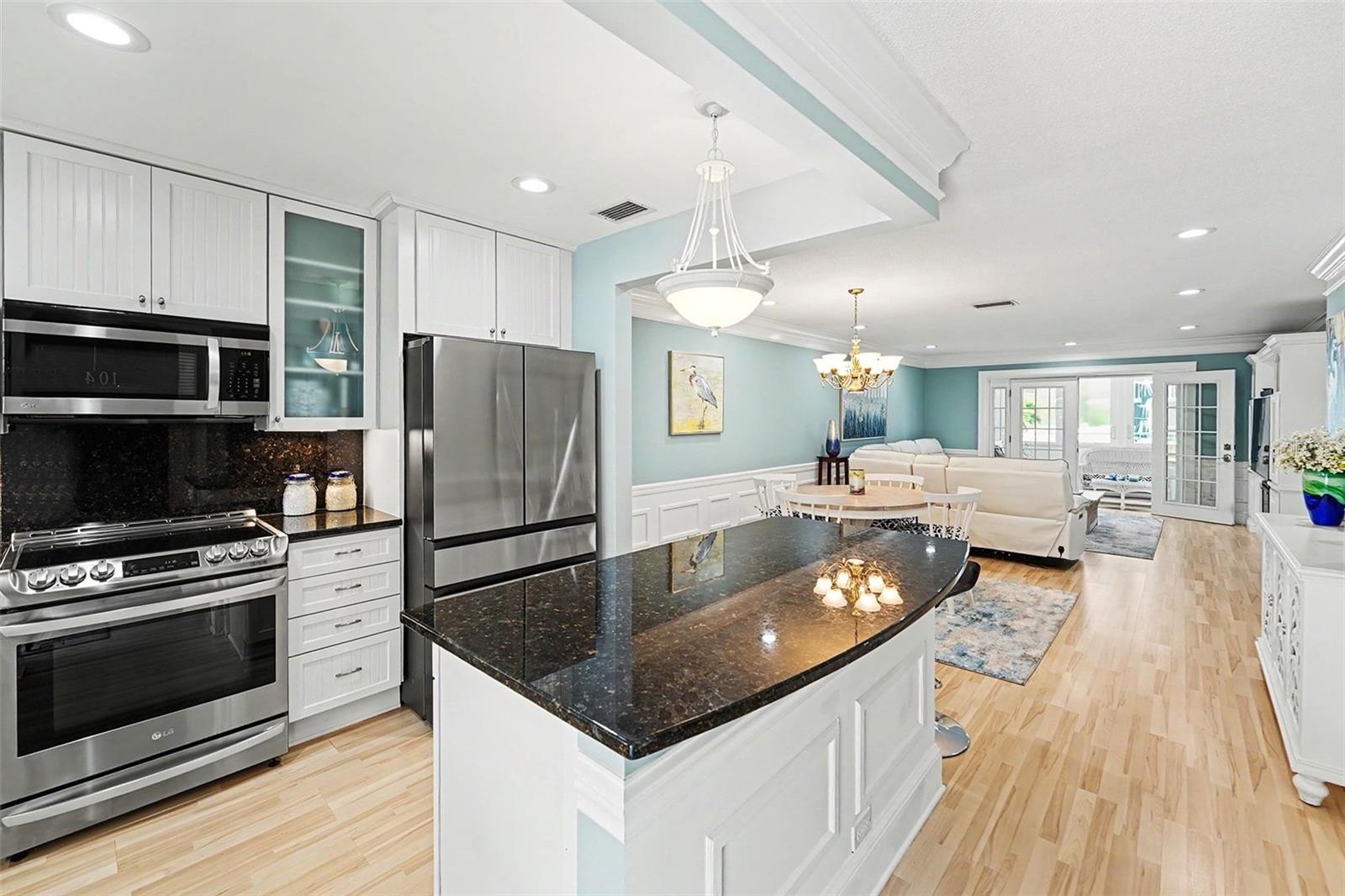 139 BLUFF VIEW DRIVE 104