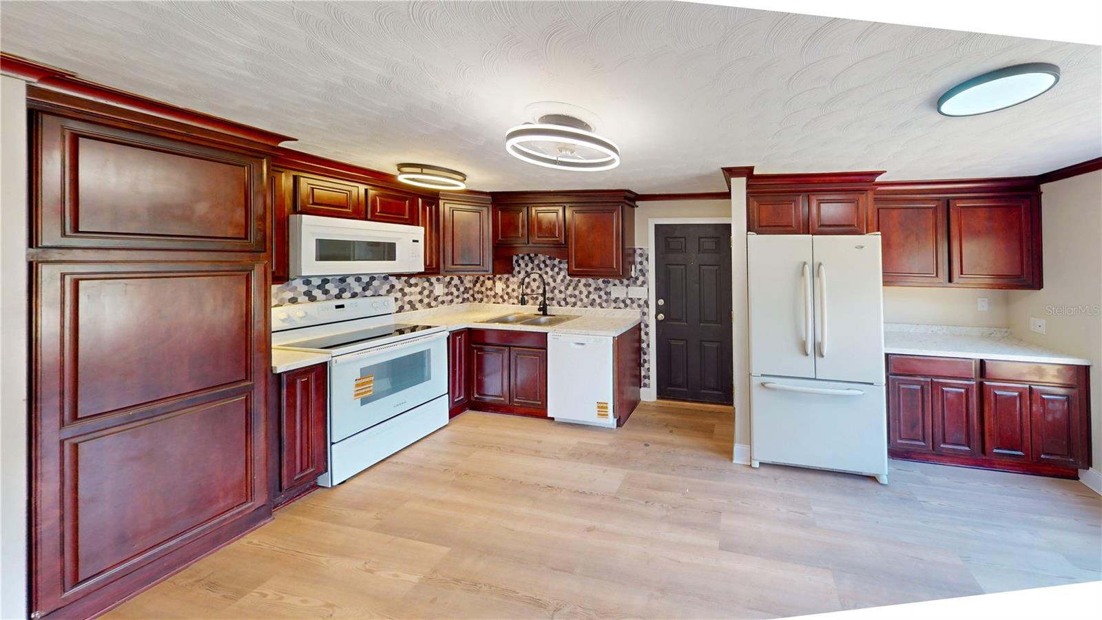 DEERHAVEN SUB - Residential