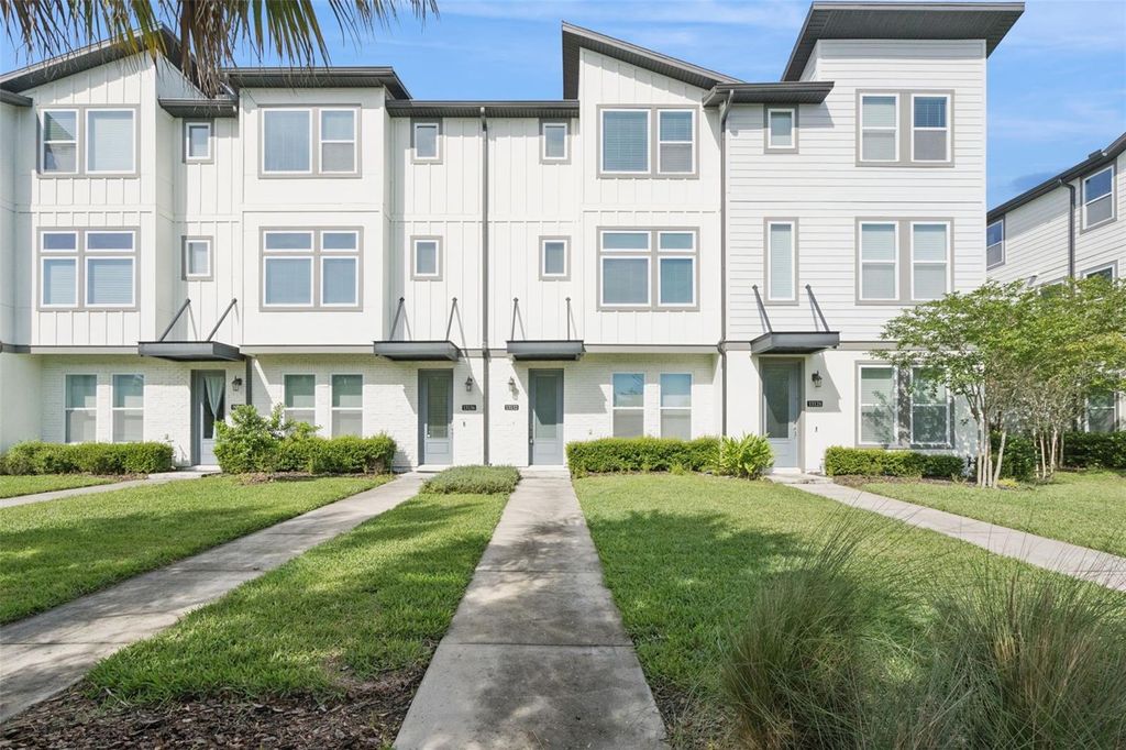 Photo of 13132 Bovet Avenue, Orlando, FL 32827 (MLS # O6405851)