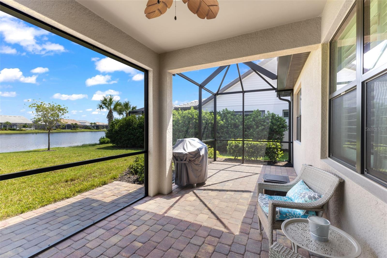 ISLANDWALK/THE WEST VLGS PH 8 - Residential