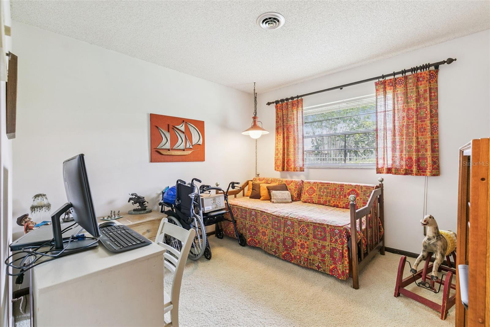 SPRING LAKE HILLS SEC 3 - Residential
