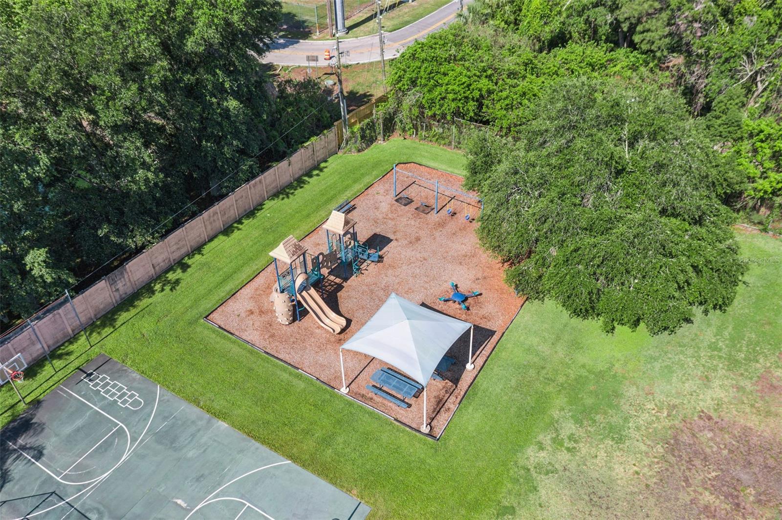 SPRING LAKE HILLS SEC 3 - Residential