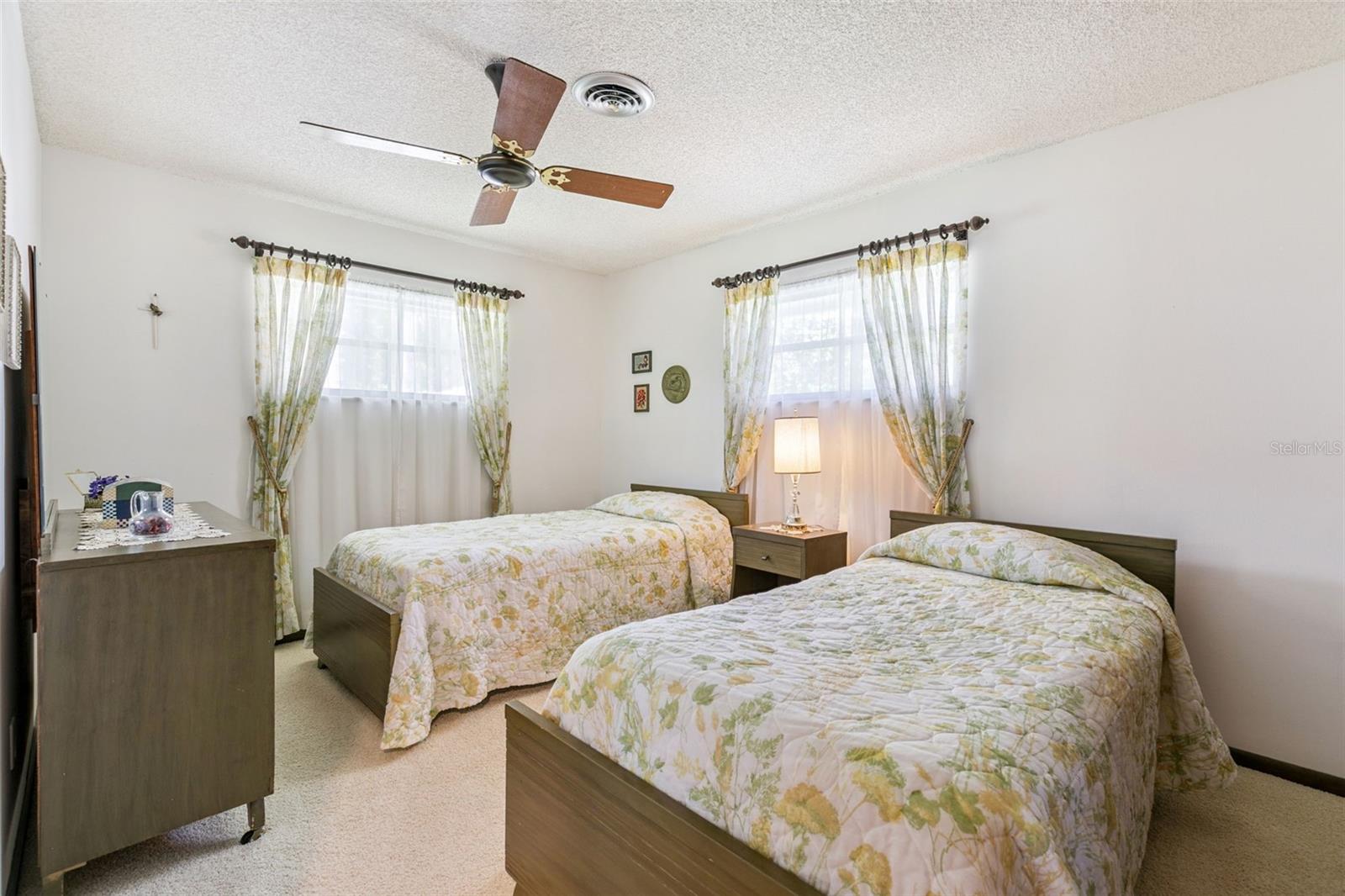 SPRING LAKE HILLS SEC 3 - Residential