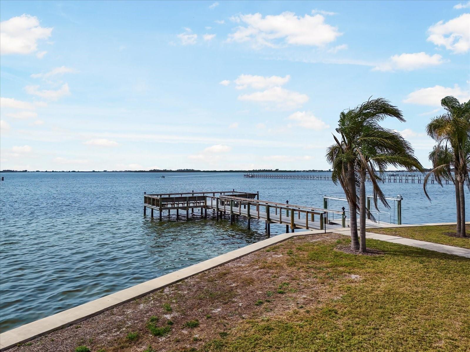 PALMA SOLA SHORES CONDO ASSOCIATION - Residential