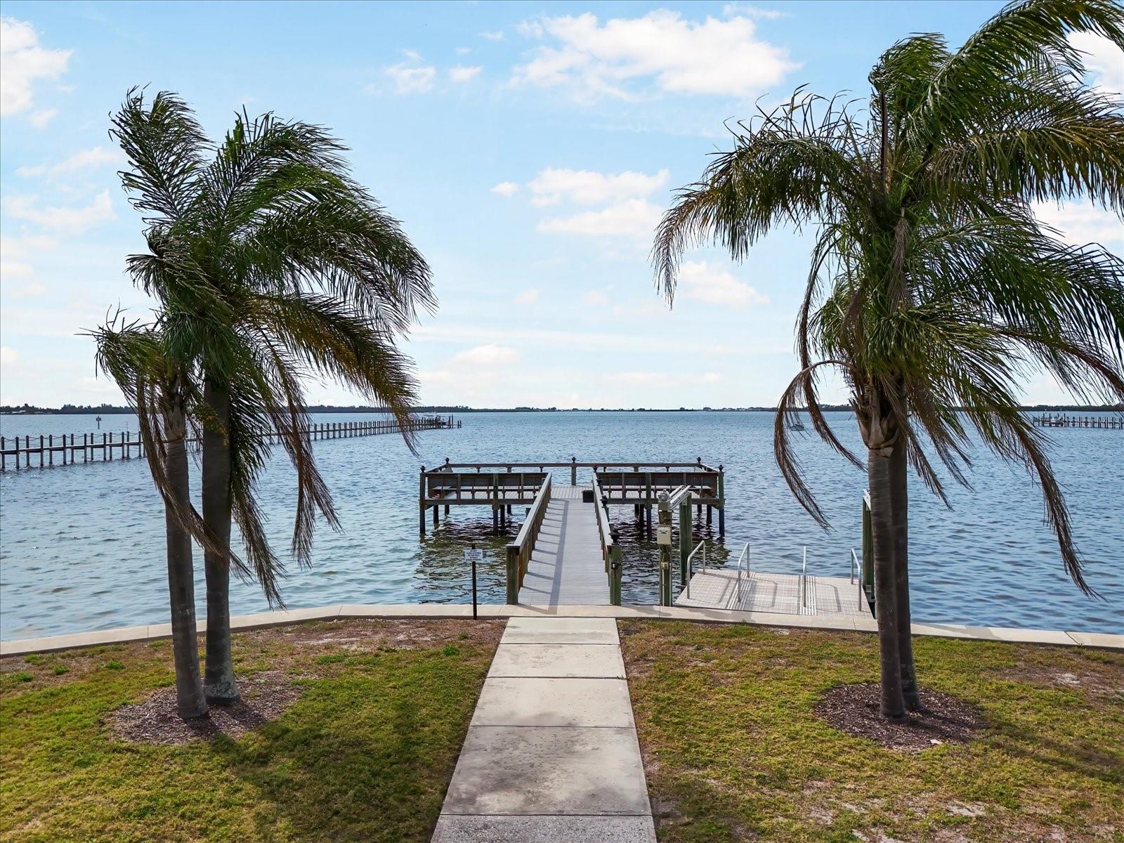PALMA SOLA SHORES CONDO ASSOCIATION - Residential