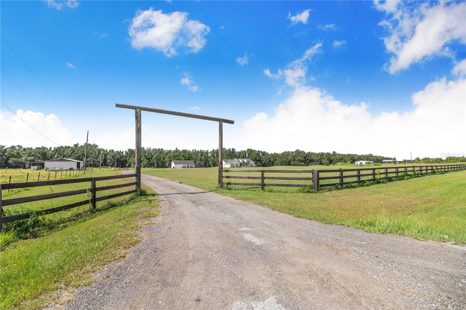 POOL BRANCH RANCH - Residential