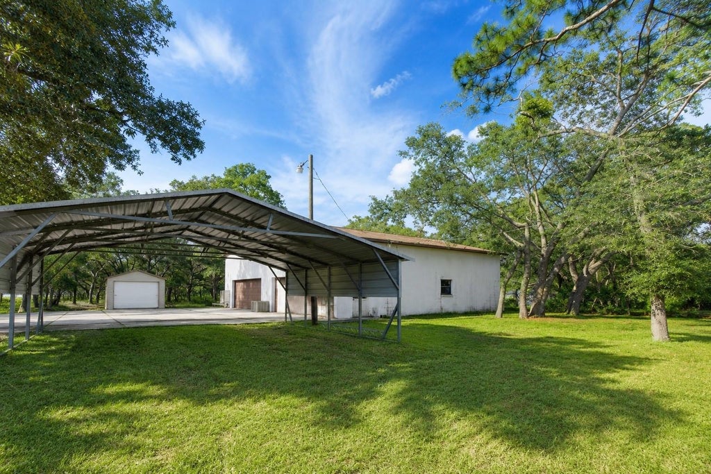Photo of 12823 Kodiak Avenue, Hudson, FL 34667 (MLS # W7887156)