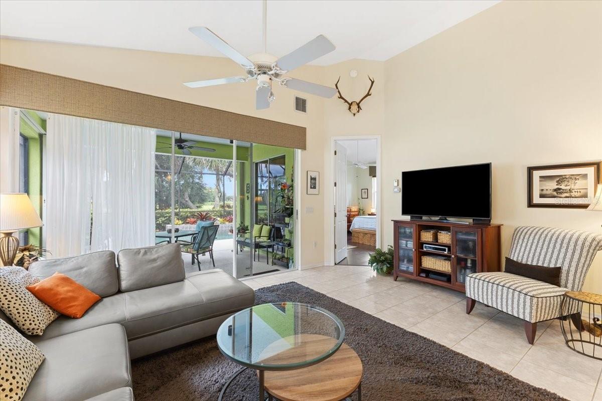 6155 AVIARY CT