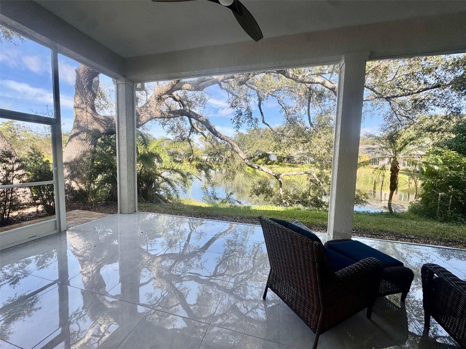 BISHOPS COURT AT OAKS PRESERVE - Residential Lease