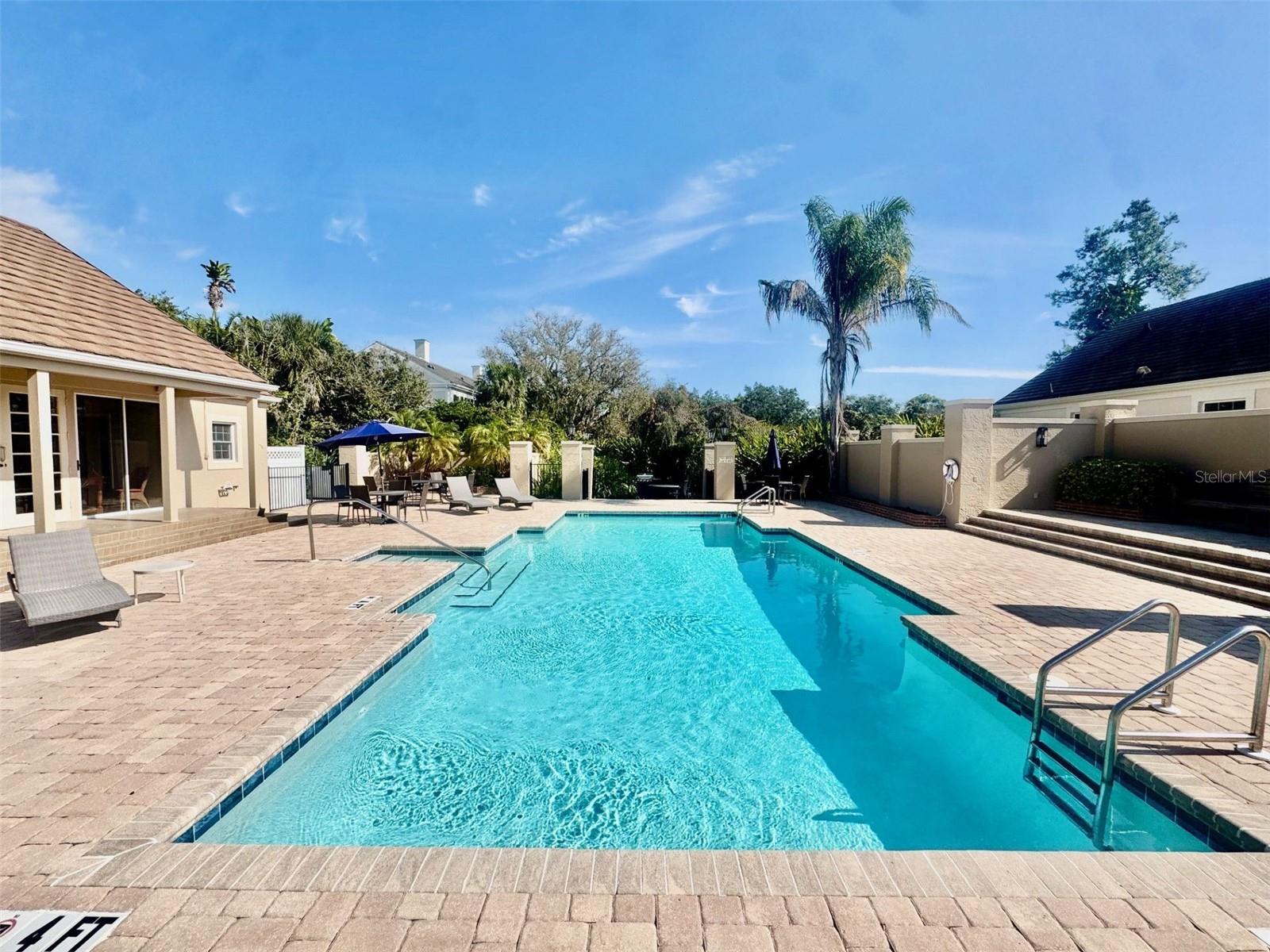 BISHOPS COURT AT OAKS PRESERVE - Residential Lease