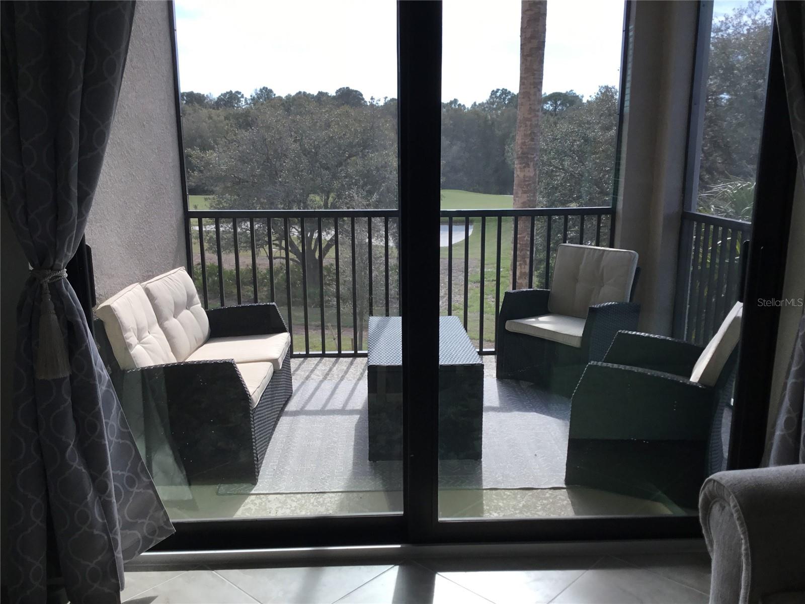 TERRACE IV AT LAKEWOOD NATIONAL PH I - Residential Lease