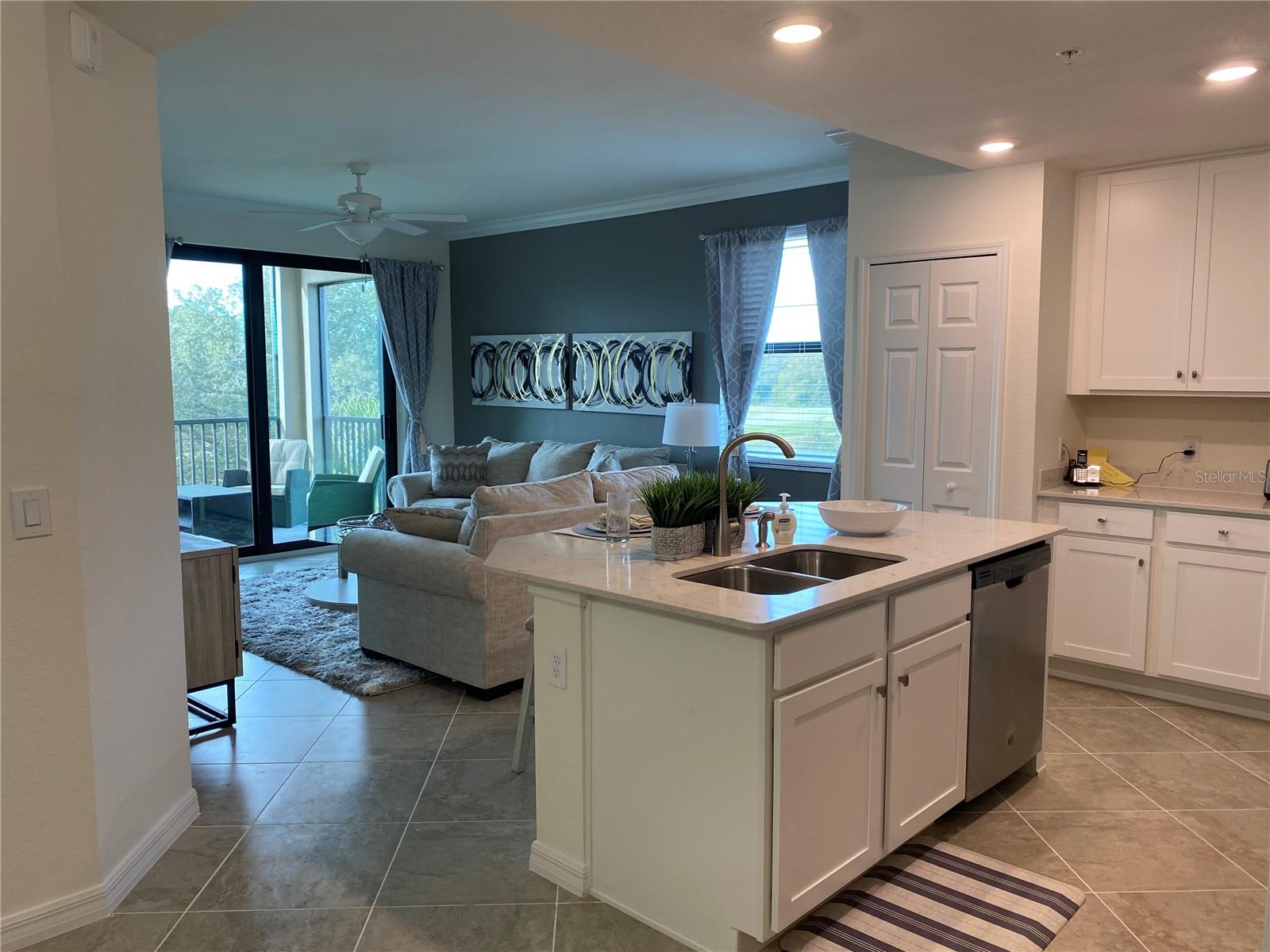 TERRACE IV AT LAKEWOOD NATIONAL PH I - Residential Lease