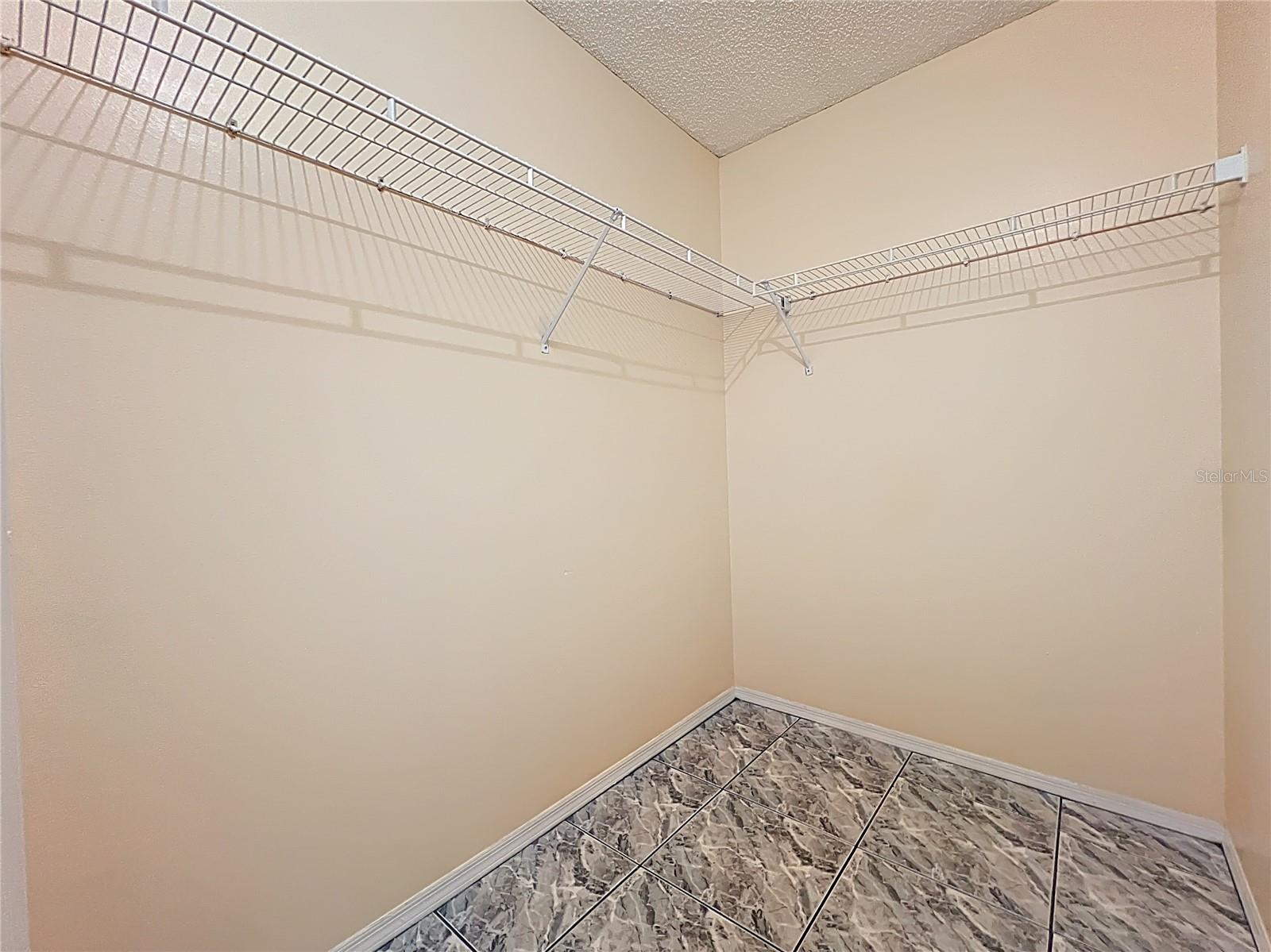 MASCOTTE COMUNICASA - Residential