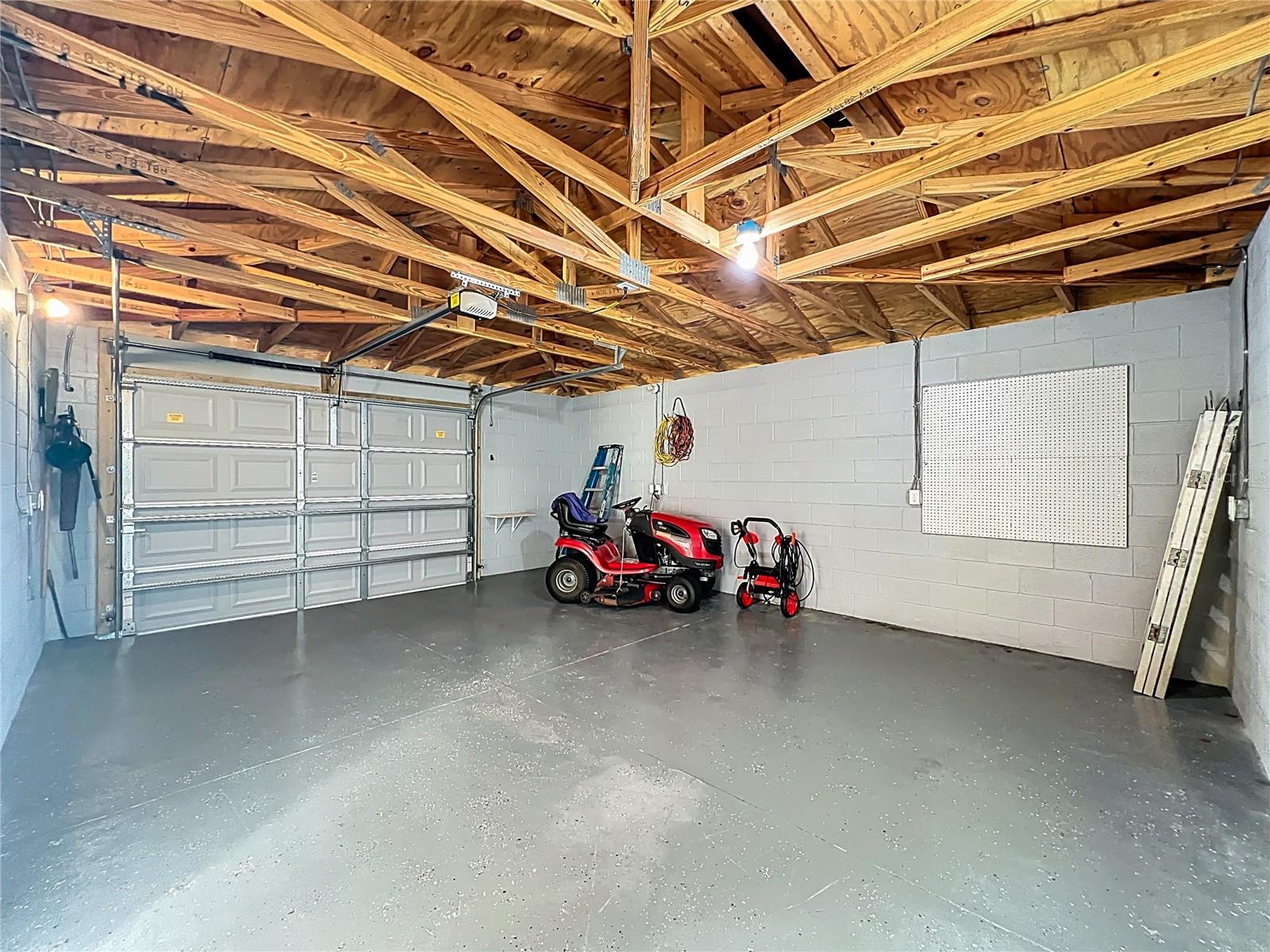 MASCOTTE COMUNICASA - Residential