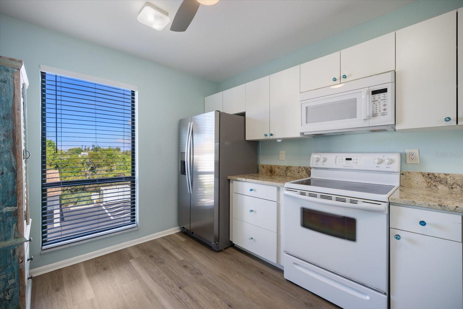 BIRD BAY II - Residential