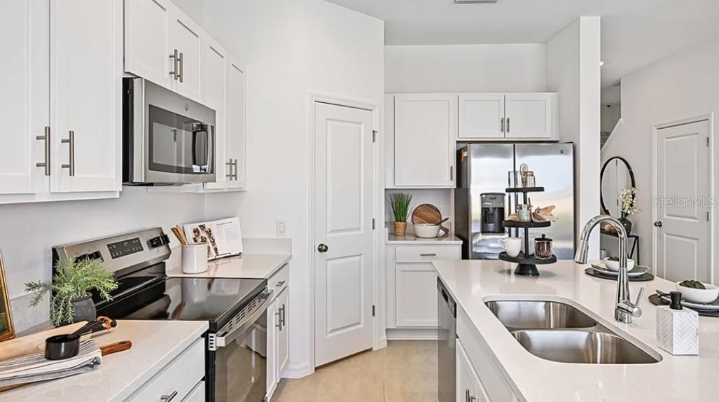 WATERSTONE - Residential