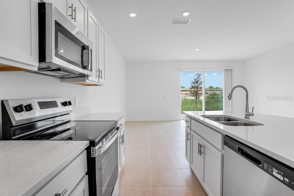 WATERSTONE - Residential