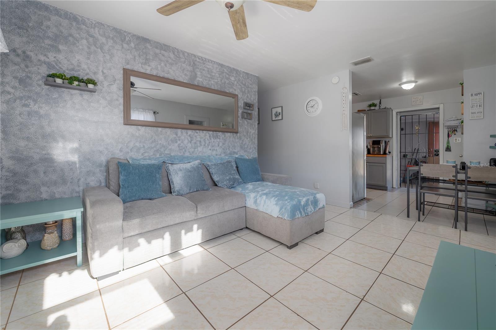 BELT COURT - Residential