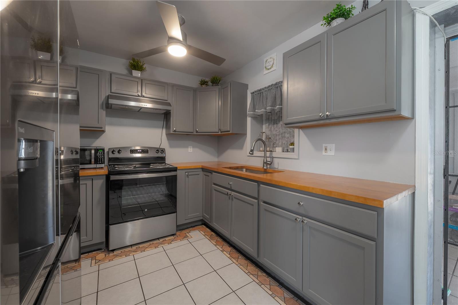 BELT COURT - Residential