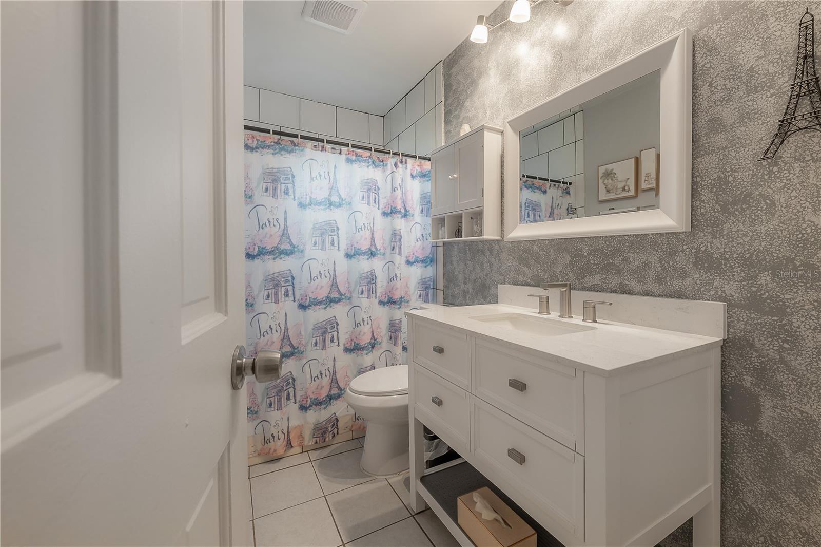 BELT COURT - Residential