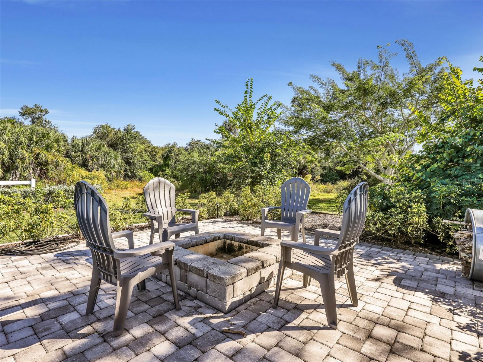 THE ESTATES ON PEACE RIVER - Residential