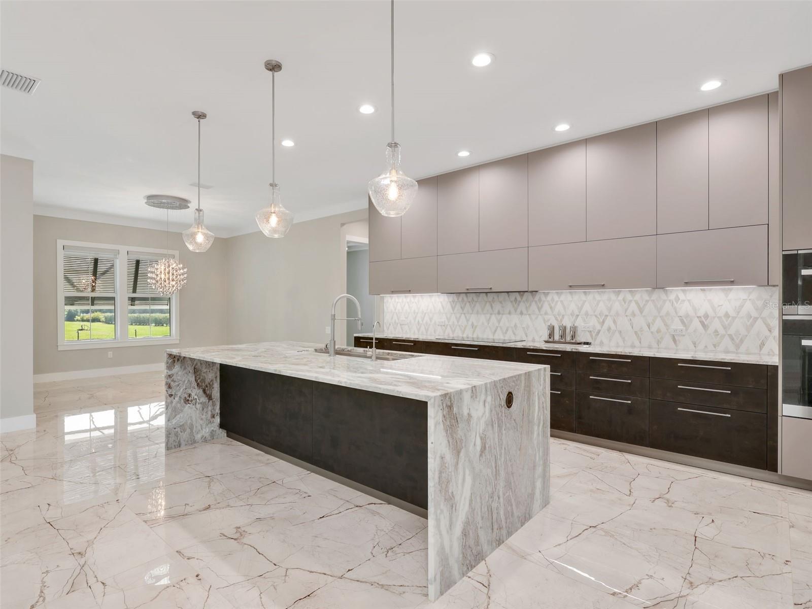 THE ESTATES ON PEACE RIVER - Residential