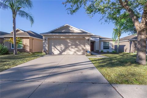 Photo of 8022 Alamosa Wood Avenue, Ruskin, FL 33573 (MLS # TB8475733)