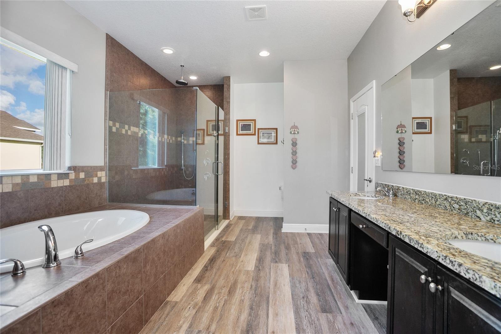 NORTH RIDGE - Residential
