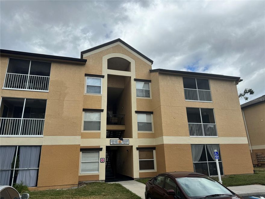 Beautiful Condo For Rent In The Desirable Dr Philips Where there are Many attractions close by that you can walk to. Apartment is available right now. Fast Approval Process. Contact us for more info.