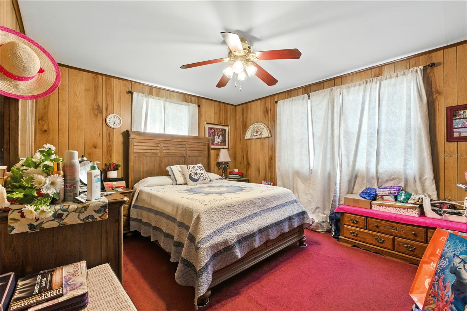 ACREAGE & UNREC - Commercial Sale