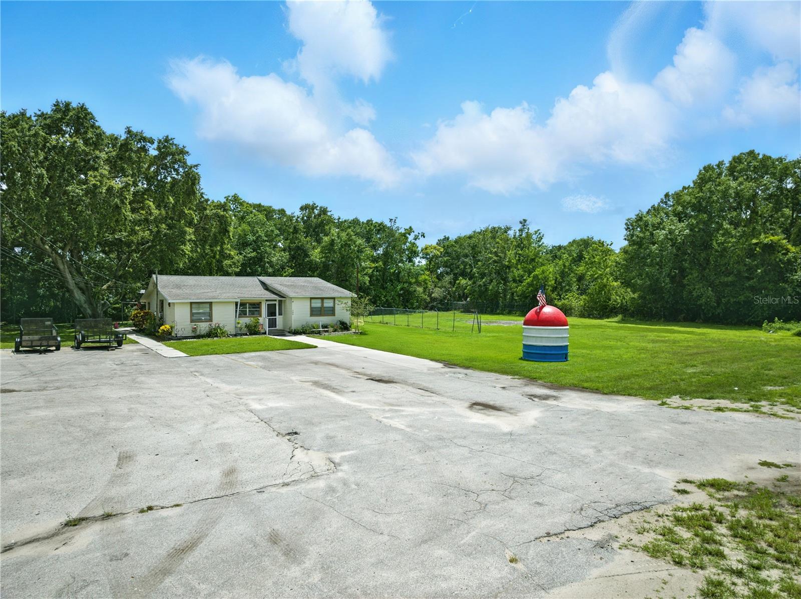 ACREAGE & UNREC - Commercial Sale