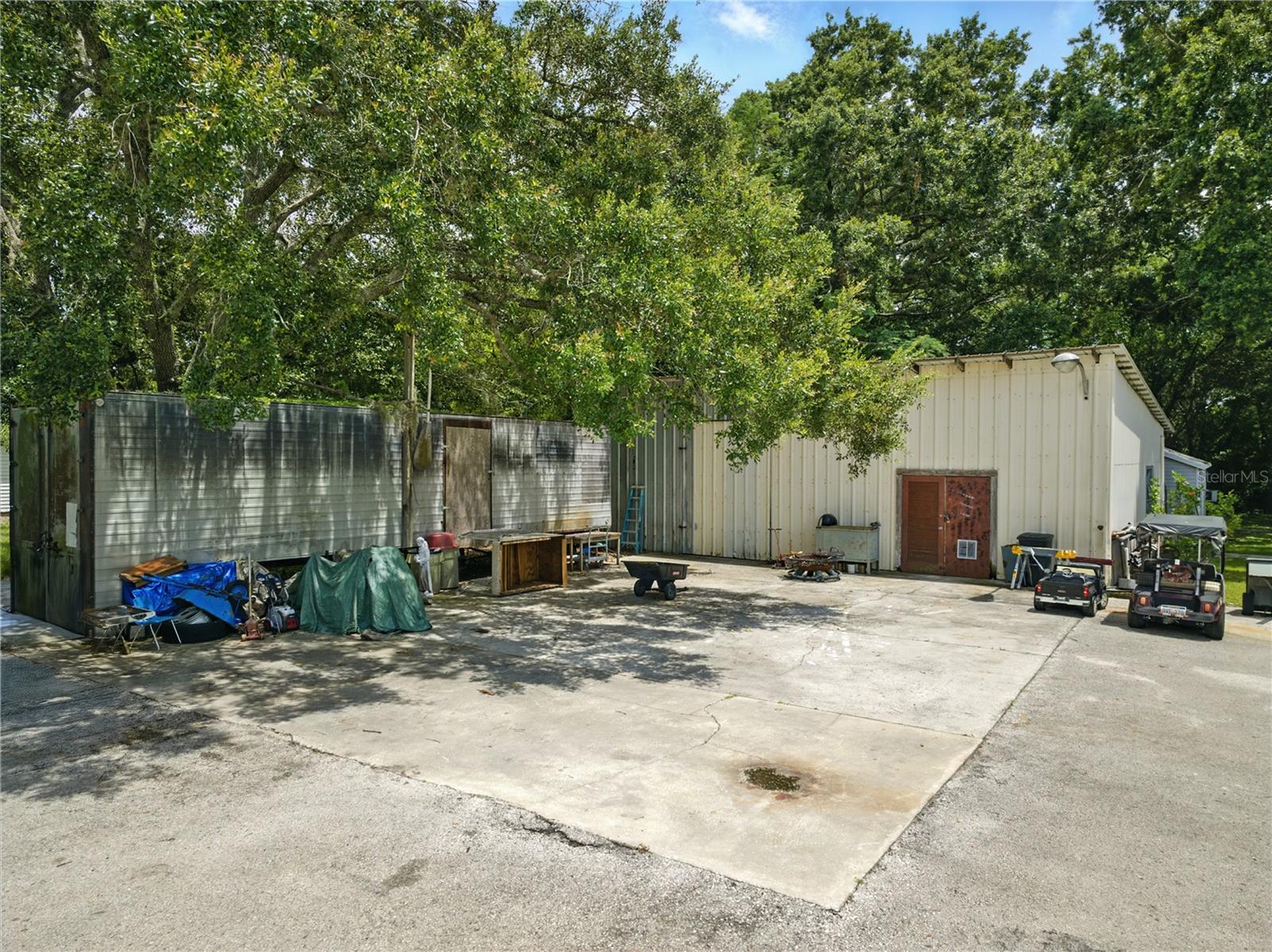 ACREAGE & UNREC - Commercial Sale