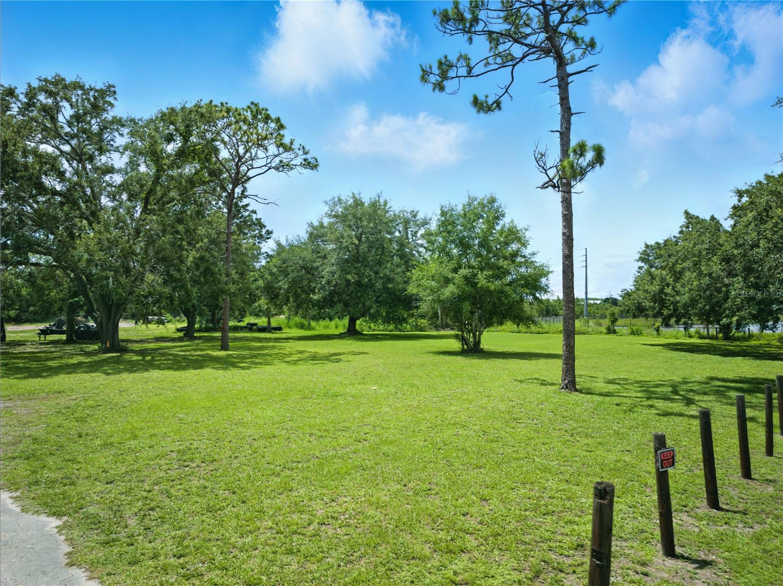 ACREAGE & UNREC - Commercial Sale
