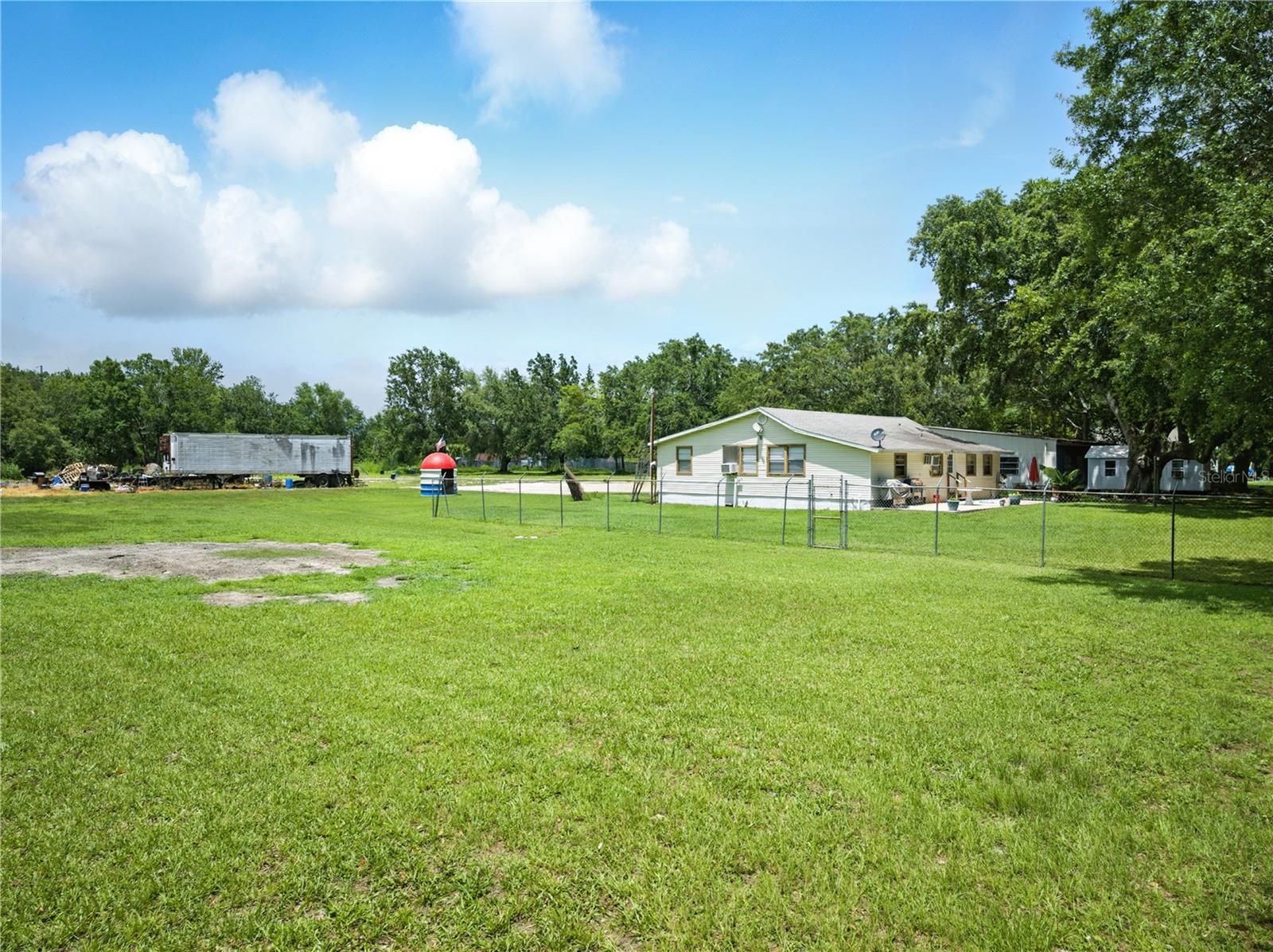 ACREAGE & UNREC - Commercial Sale