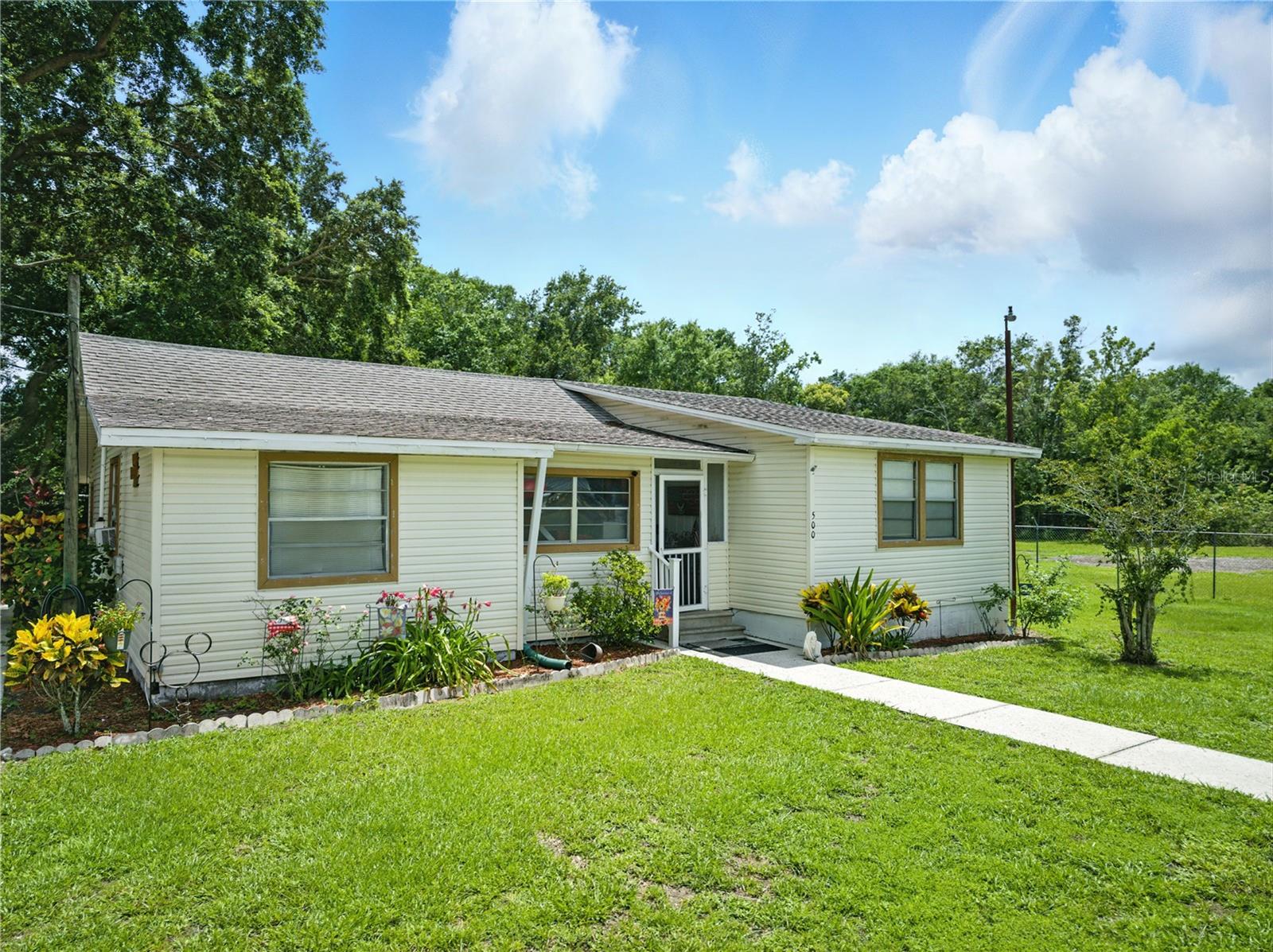ACREAGE & UNREC - Commercial Sale