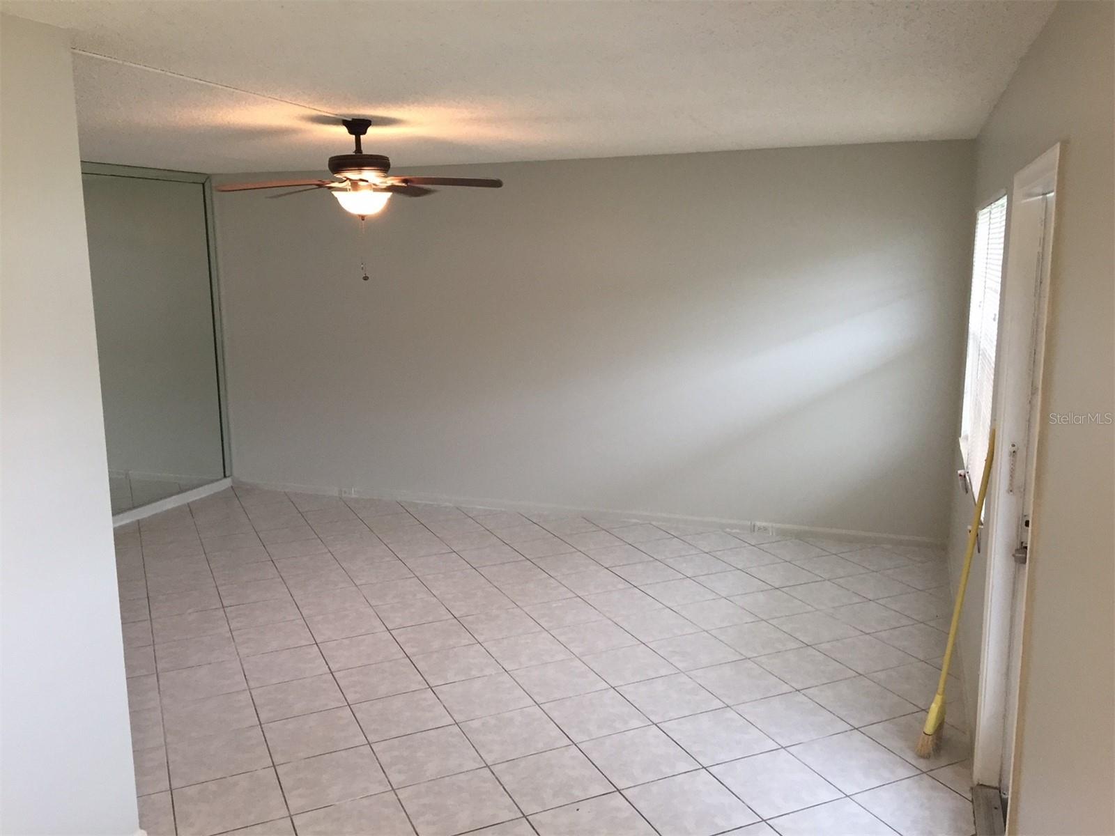 182 MARKHAM I 182