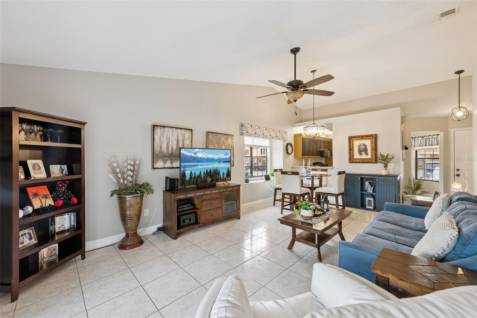 1174 N FAIRWAY DR 1174