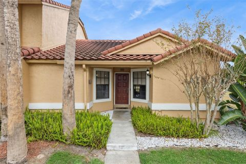 1174 N FAIRWAY DR 1174 APOPKA FL 32712