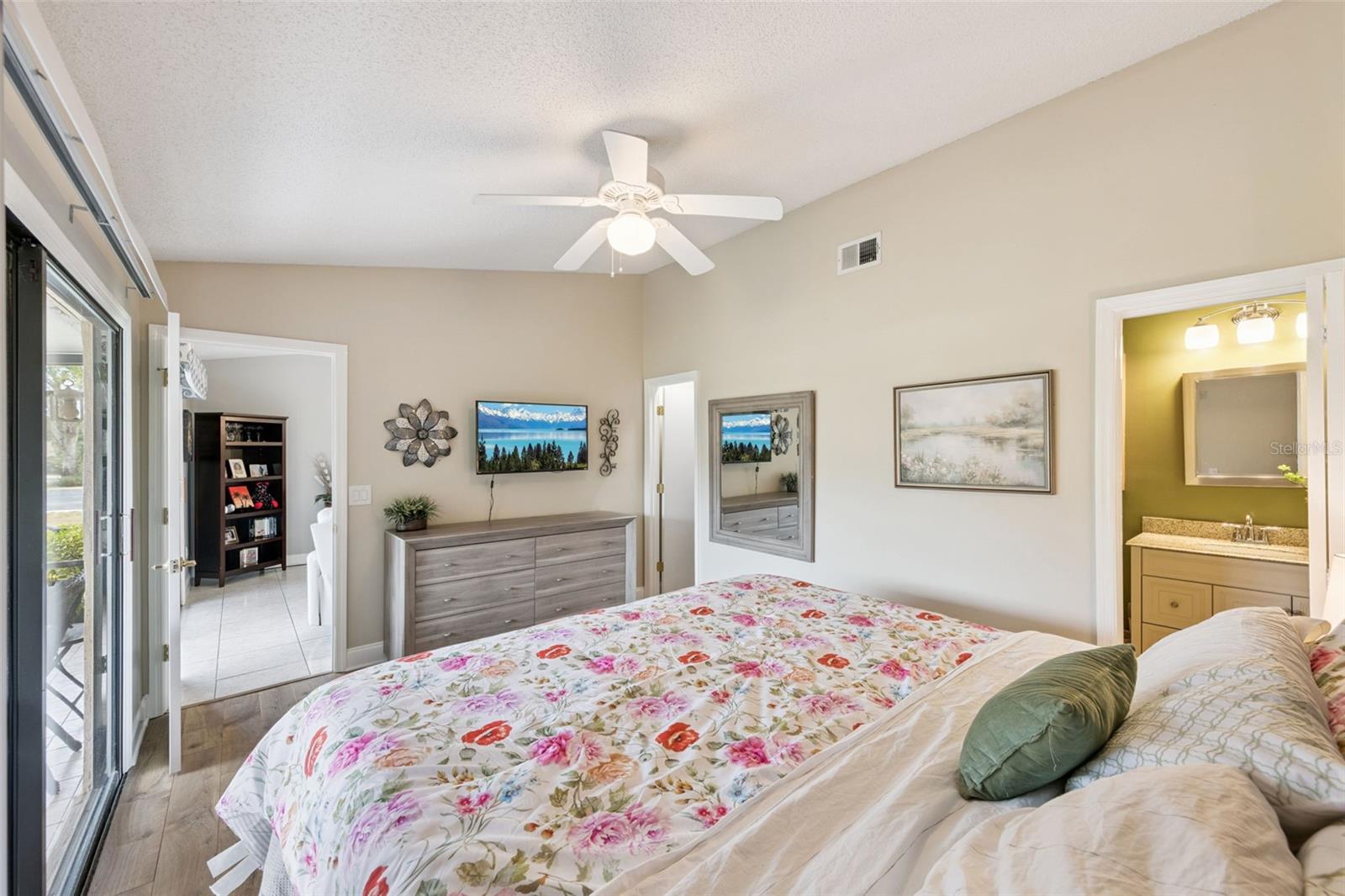 GREENBROOK VILLAS AT ERROL ESTS CONDO 1 - Residential