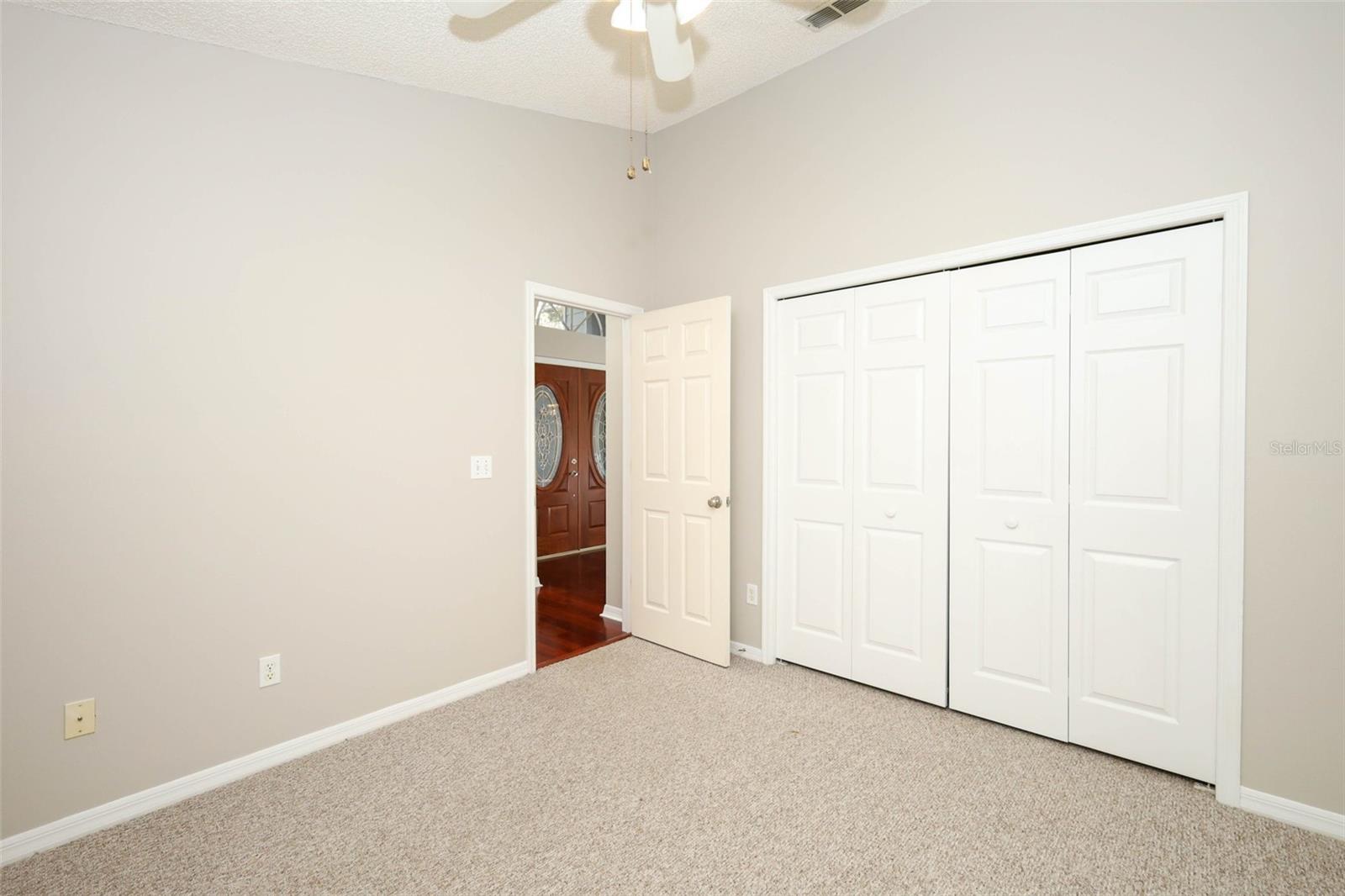 OAKS WEKIWA - Residential