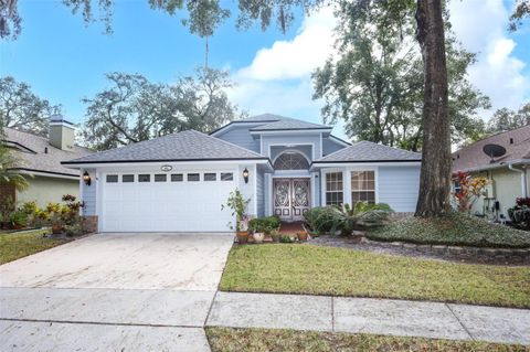 Photo of 994 Piedmont Oaks Drive, Apopka, FL 32703 (MLS # O6369150)