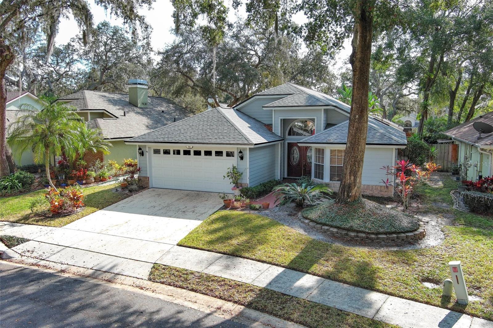 OAKS WEKIWA - Residential