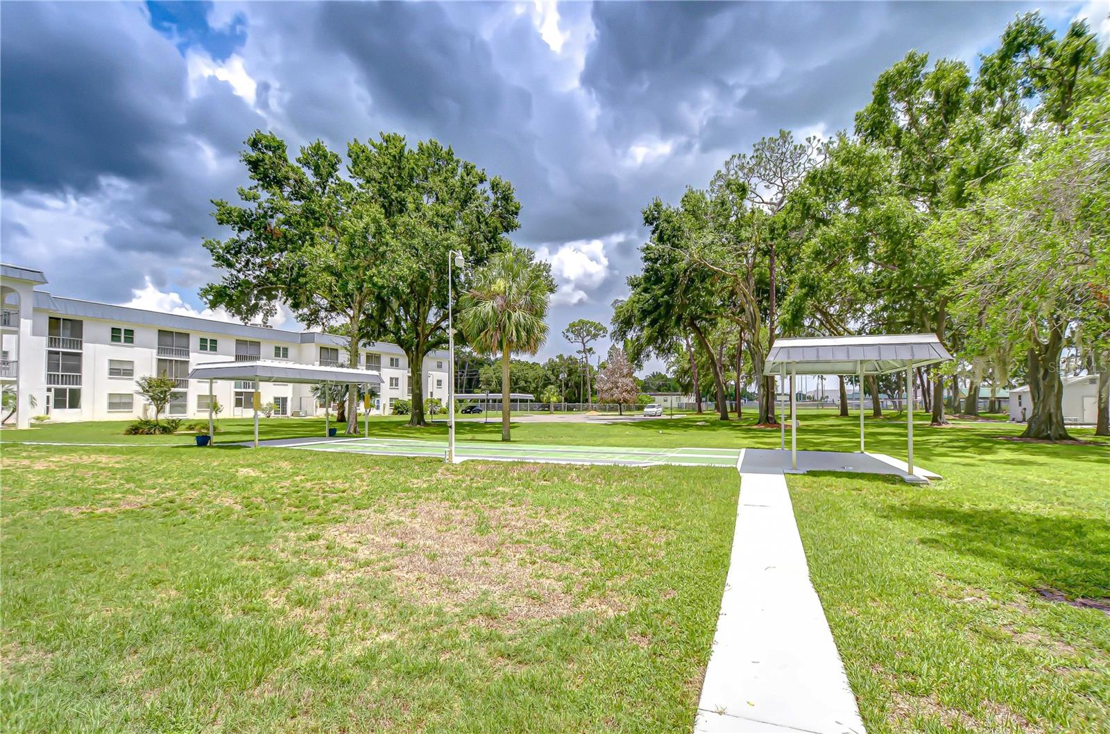 ZEPHYR ESTATES - Residential