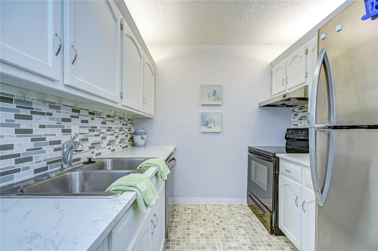 ZEPHYR ESTATES - Residential