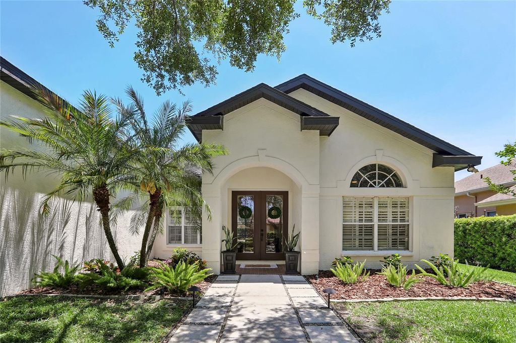 Photo of 6004 Merlinwood Drive, Lithia, FL 33547 (MLS # TB8506155)